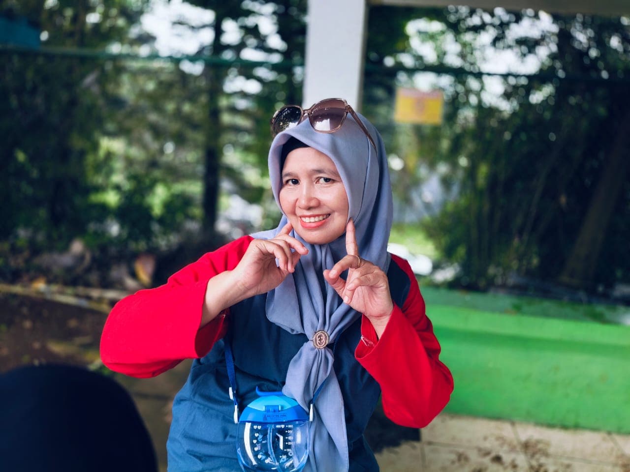 Ibu Indri Dewi
